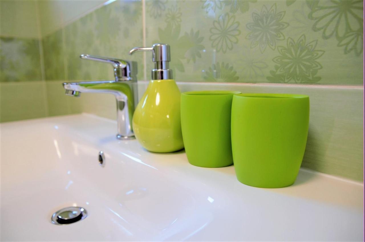 Amaryllis Residence, Apartment Diana & Deluxe Rooms With Shared Kitchen Veli Lošinj Exterior foto
